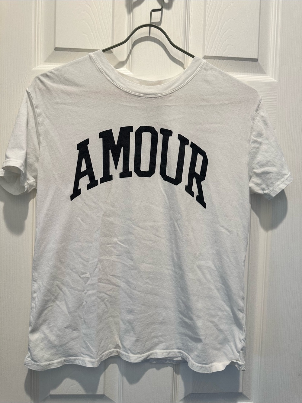 AMOUR  Z Supply white Graphic Tee with Navy Lettering size S